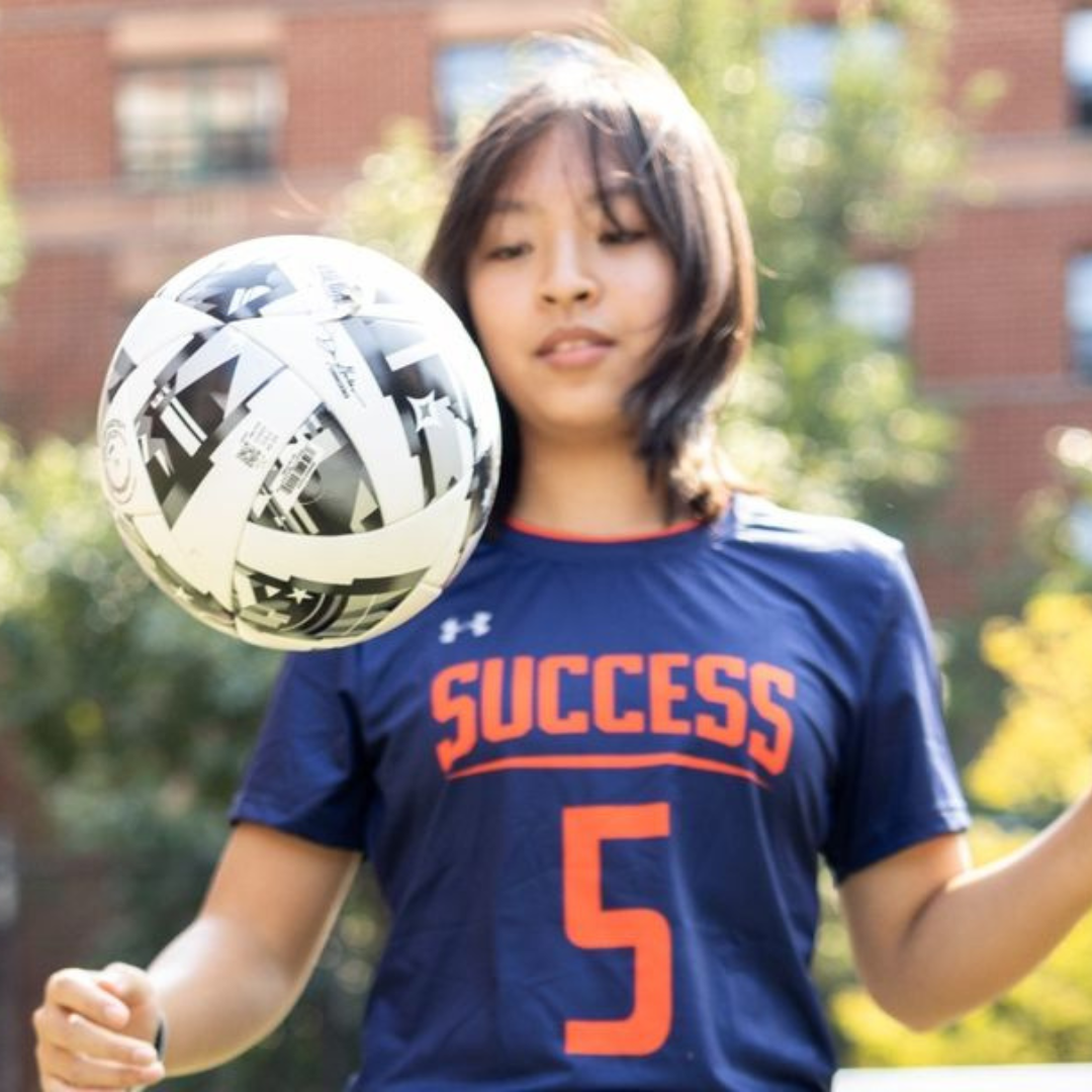 The fall soccer season's kicked off and our boys and girls varsity teams are ready to make their mark! Check out the '24-25 SY teams ⚽️ #successathletics